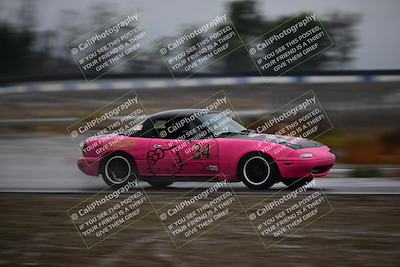 media/Nov-15-2025-CalClub SCCA (Sat) [[7bfa5a7151]]/Race/Group 4/